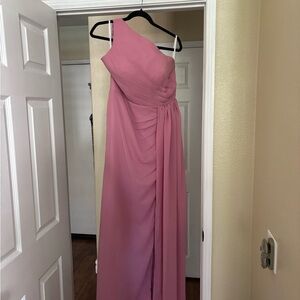 Elegant Pink One-Shoulder Dress